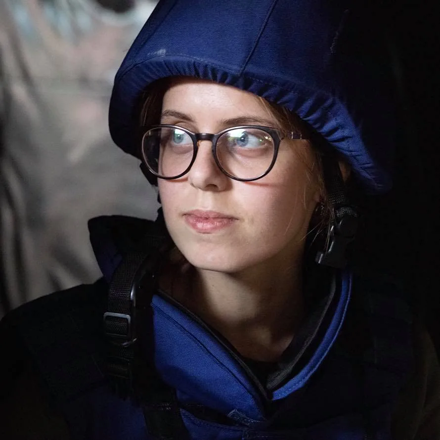 Воєнні фотографки: жінки, які фіксують життя в Україні під обстрілами