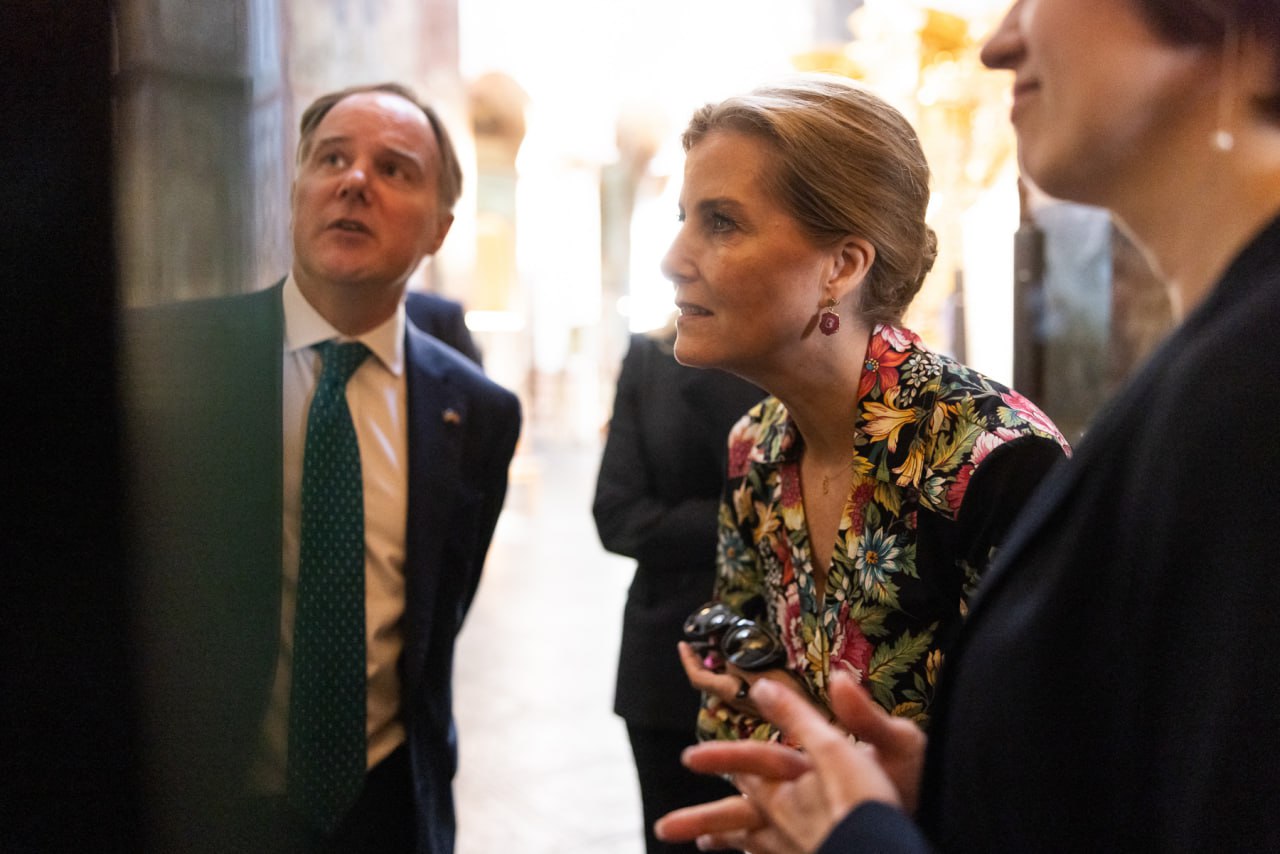 До України з несподіваним візитом прибула герцогиня Единбурзька Софі