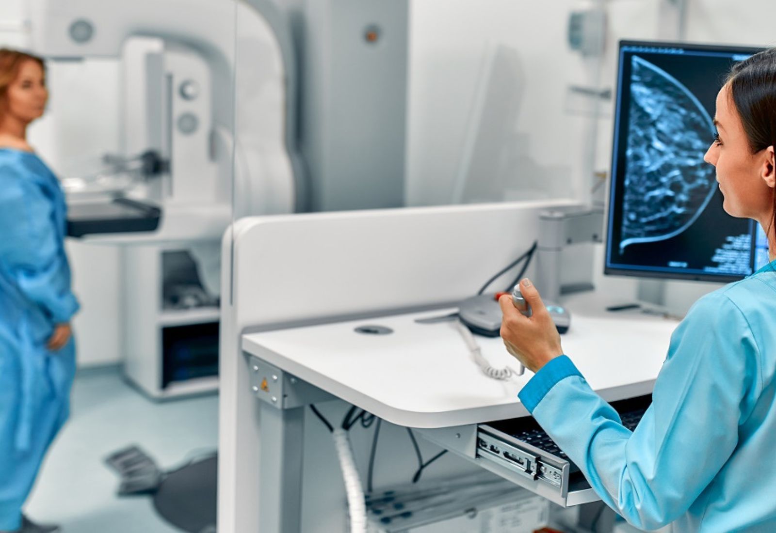 У США оновили рекомендації для жінок щодо обстеження на рак молочної залози