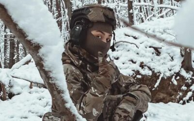 Жінки в ЗСУ досі не забезпечені одягом та взуттям належного розміру — дослідження