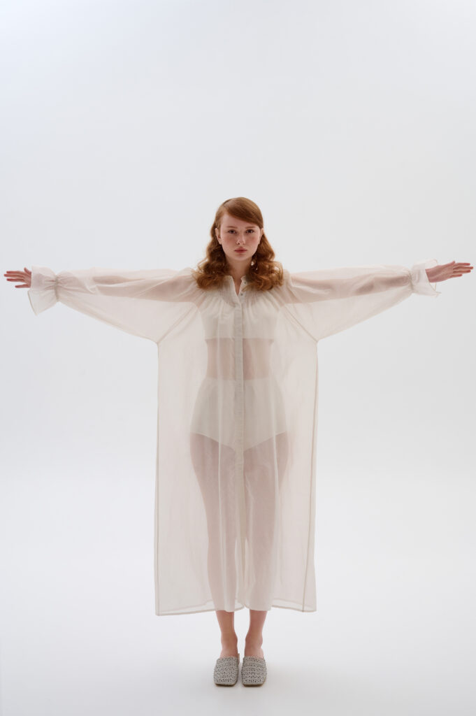 Бренд «Шипелик» випустив літню колекцію одягу «В голову напекло»