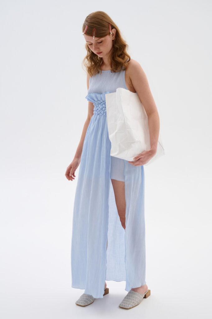 Бренд «Шипелик» випустив літню колекцію одягу «В голову напекло»