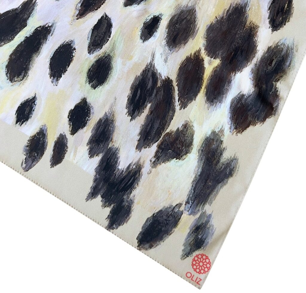 Бренд OLIZ випустив хустку до Міжнародного дня рисі задля збереження популяції рідкісної тварини в Україні