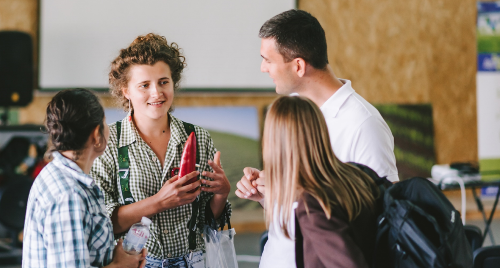 Як реалізуватися в селі: Досвід українських аграрійок і можливості для початківиць в агросекторі