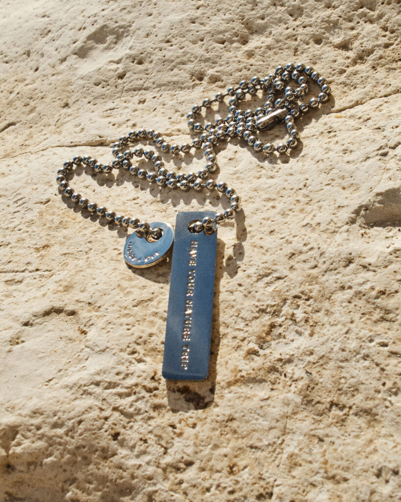 Бренди JUL і TRIP:TYCH вперше випустили спільну колекцію, присвятивши її подорожам