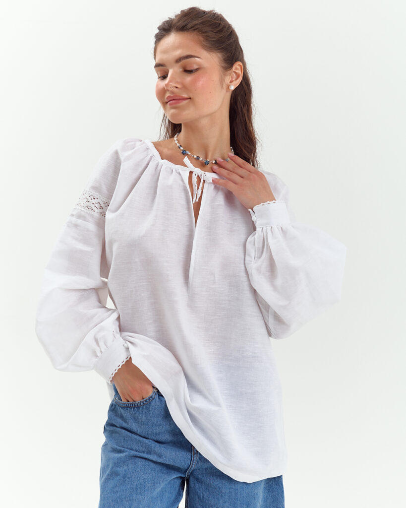 Бренд традиційного одягу «Катря» випустив нову колекцію «Чорне море»