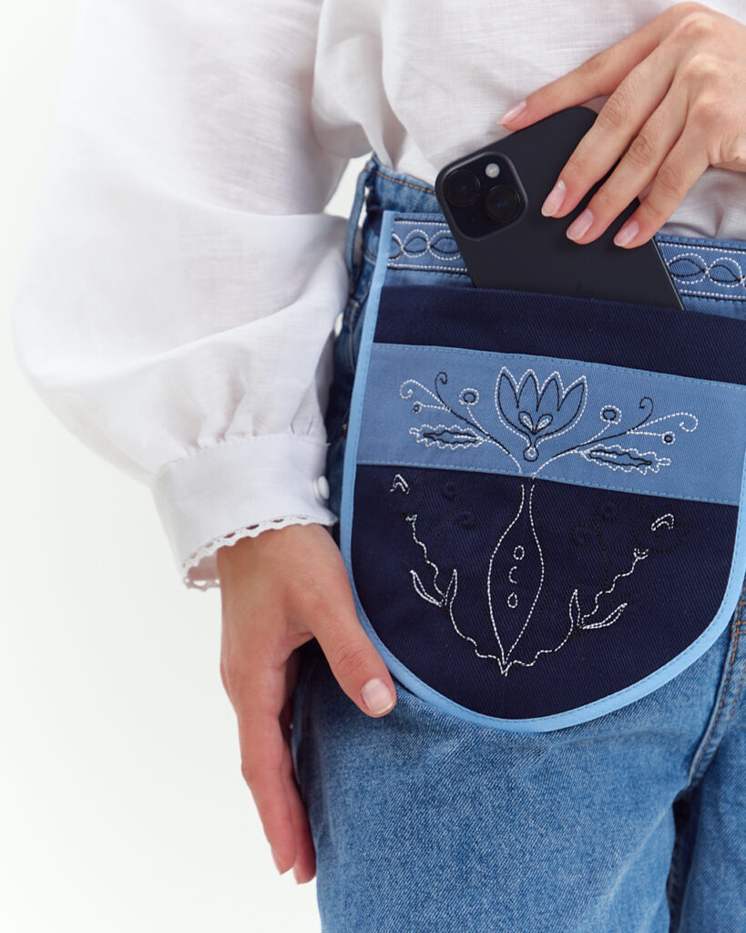 Бренд традиційного одягу «Катря» випустив нову колекцію «Чорне море»