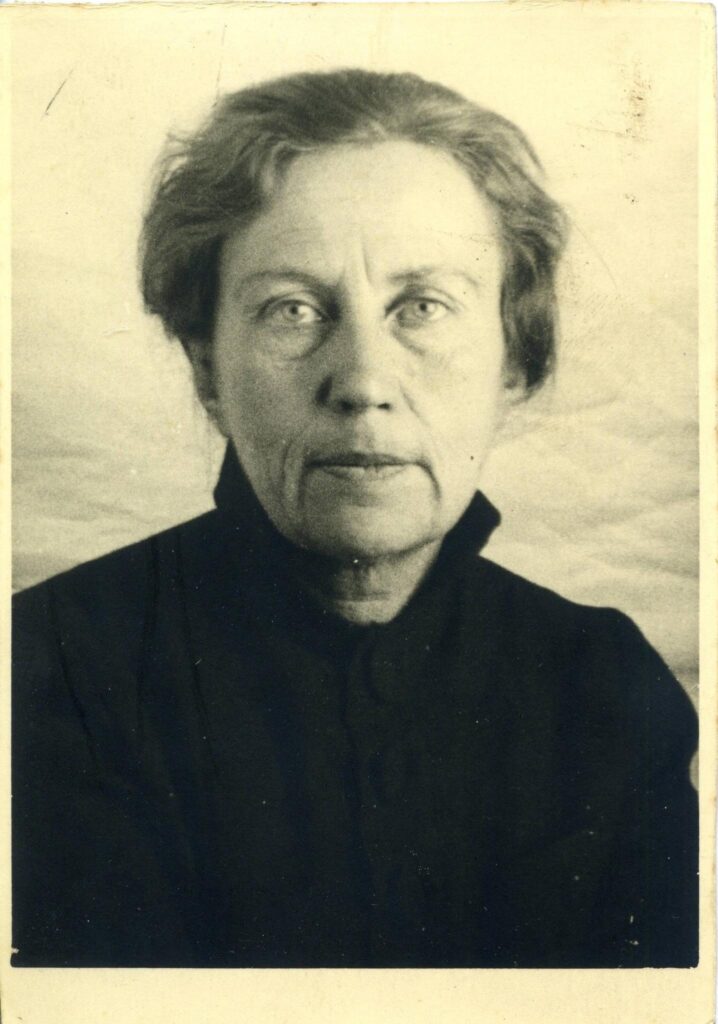 «Така доба, що її ще не знала історія». Як жила Надія Суровцова — докторка філософії та делегатка, що відбула 29 років таборів