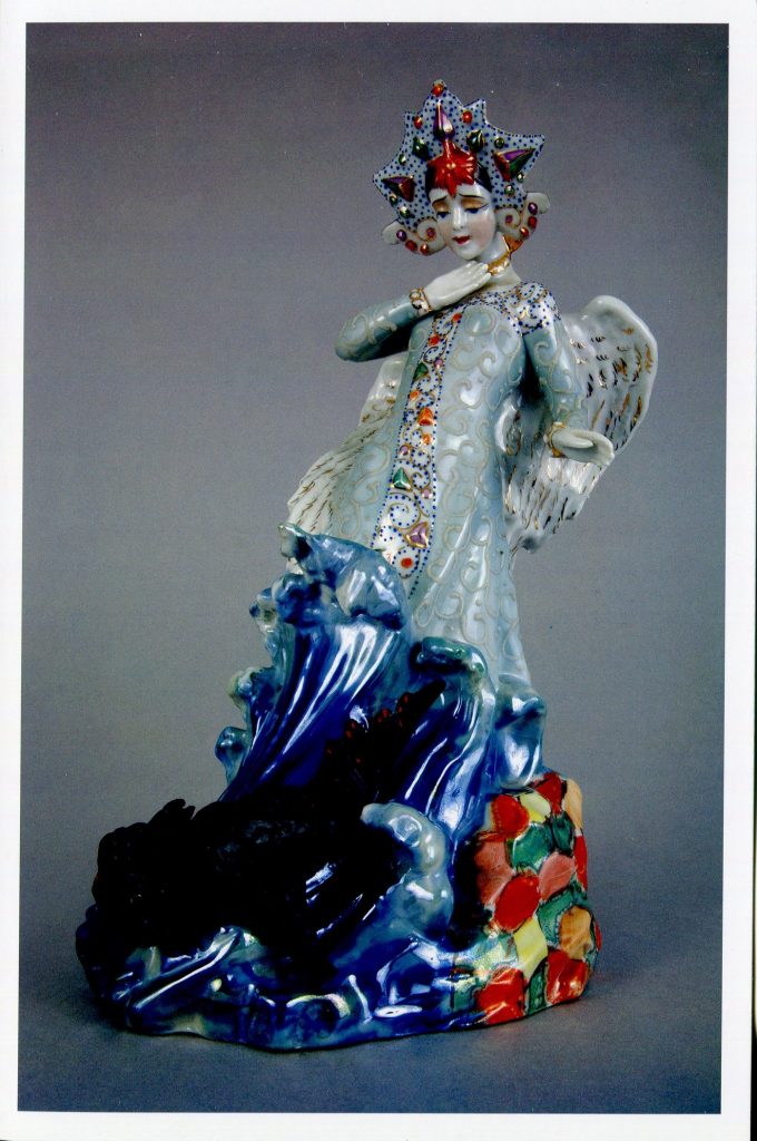 Вийшла книга про українську скульпторку Оксану Жникруп «Мистецтво порцеляни. Образ крізь простір і час»