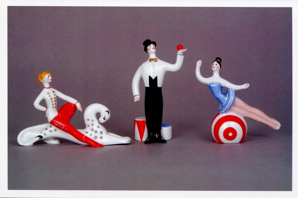 Вийшла книга про українську скульпторку Оксану Жникруп «Мистецтво порцеляни. Образ крізь простір і час»