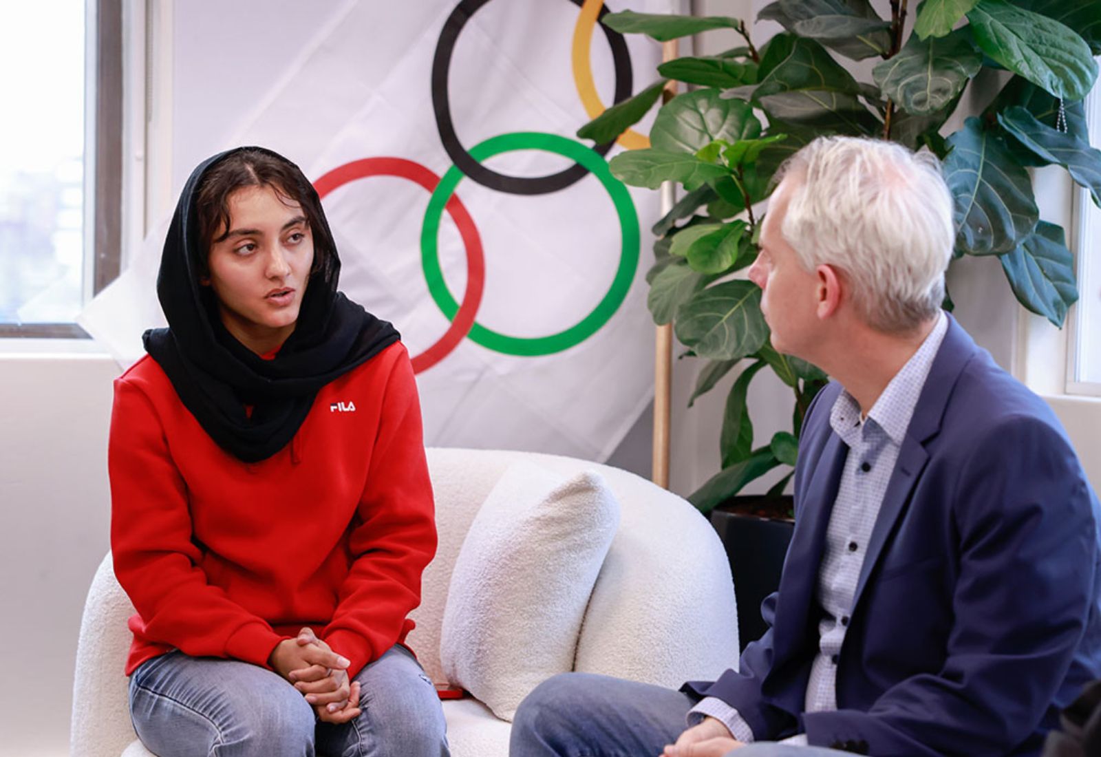 Легкоатлетка Кімія Юсофі представлятиме «вкрадені мрії» афганських жінок на Олімпіаді в Парижі