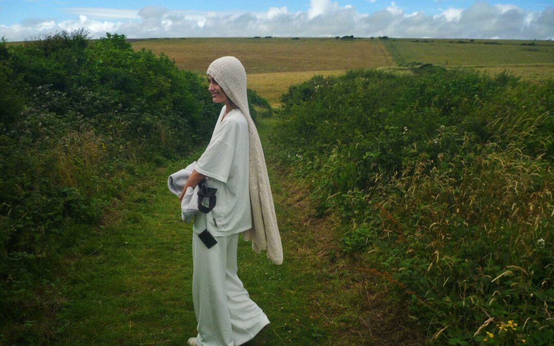 Бренди JUL і TRIP:TYCH вперше випустили спільну колекцію, присвятивши її подорожам