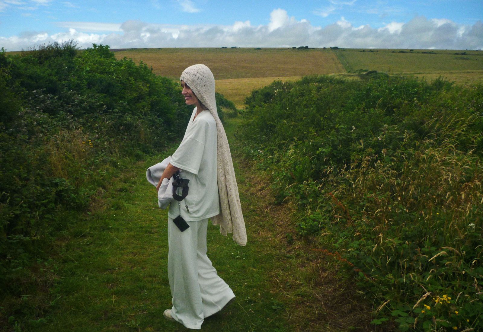 Бренди JUL і TRIP:TYCH вперше випустили спільну колекцію, присвятивши її подорожам