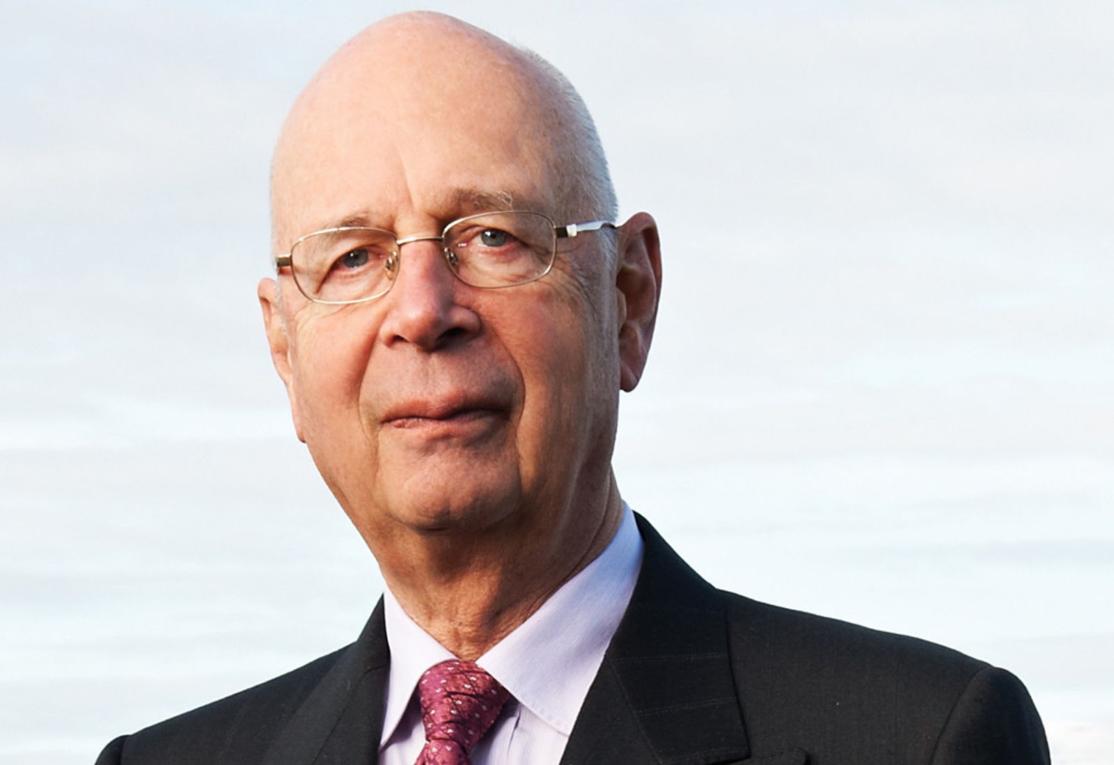 Засновника Всесвітнього економічного форуму Клауса Шваба звинуватили в дискримінації та домаганнях до жінок