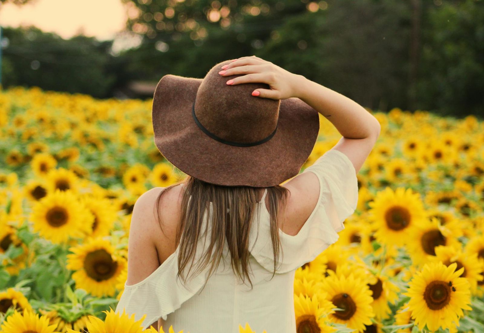 Кар’єрного зростання та лідерства прагне кожна друга українка — дослідження