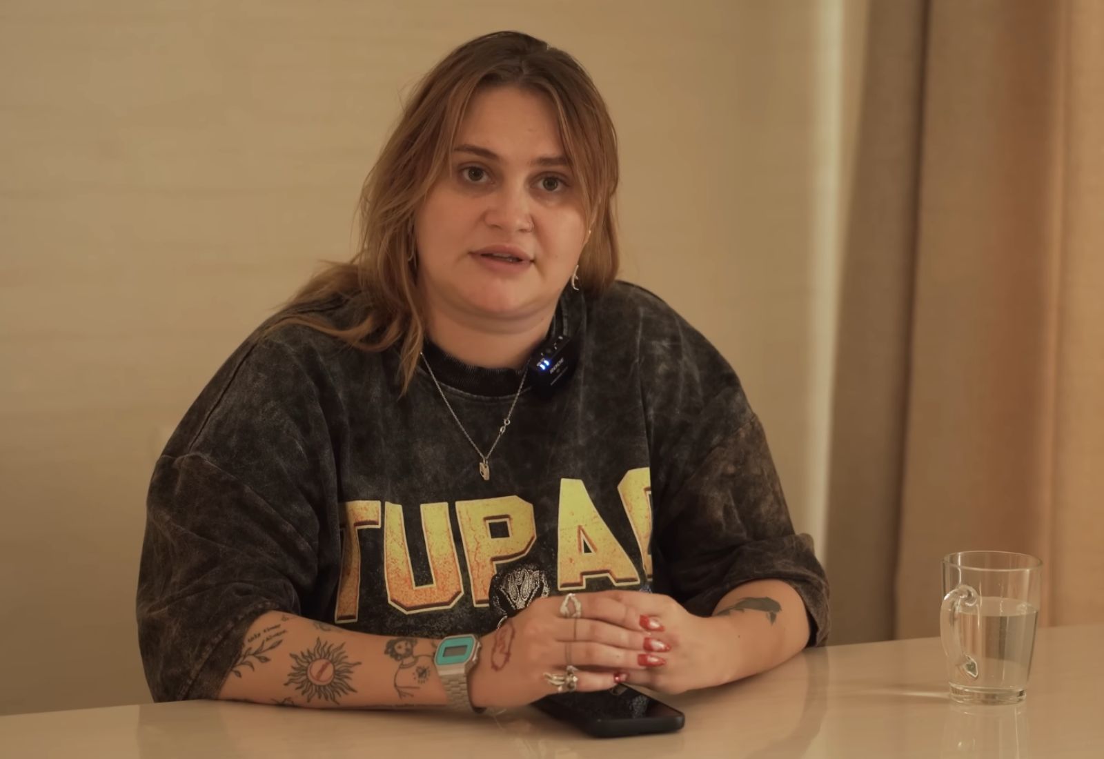 Cтендап-комікеса Алла Волкова призупинила кар’єру: що сталося та реакція соцмереж