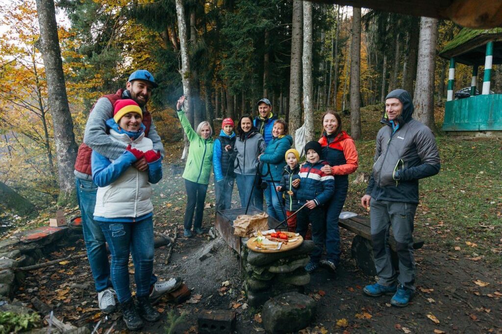 «Із Закарпатським морем нас познайомило сміття»: Історія Олени Жук, яка прибирає Карпати і займається екопросвітою