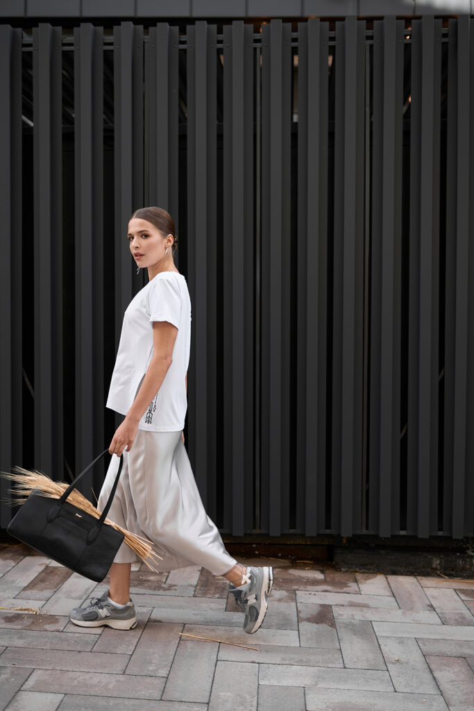 Поєднання сучасних трендів із традиційними елементами. Український бренд Wear Me представив колекцію-оберіг «Рідна»