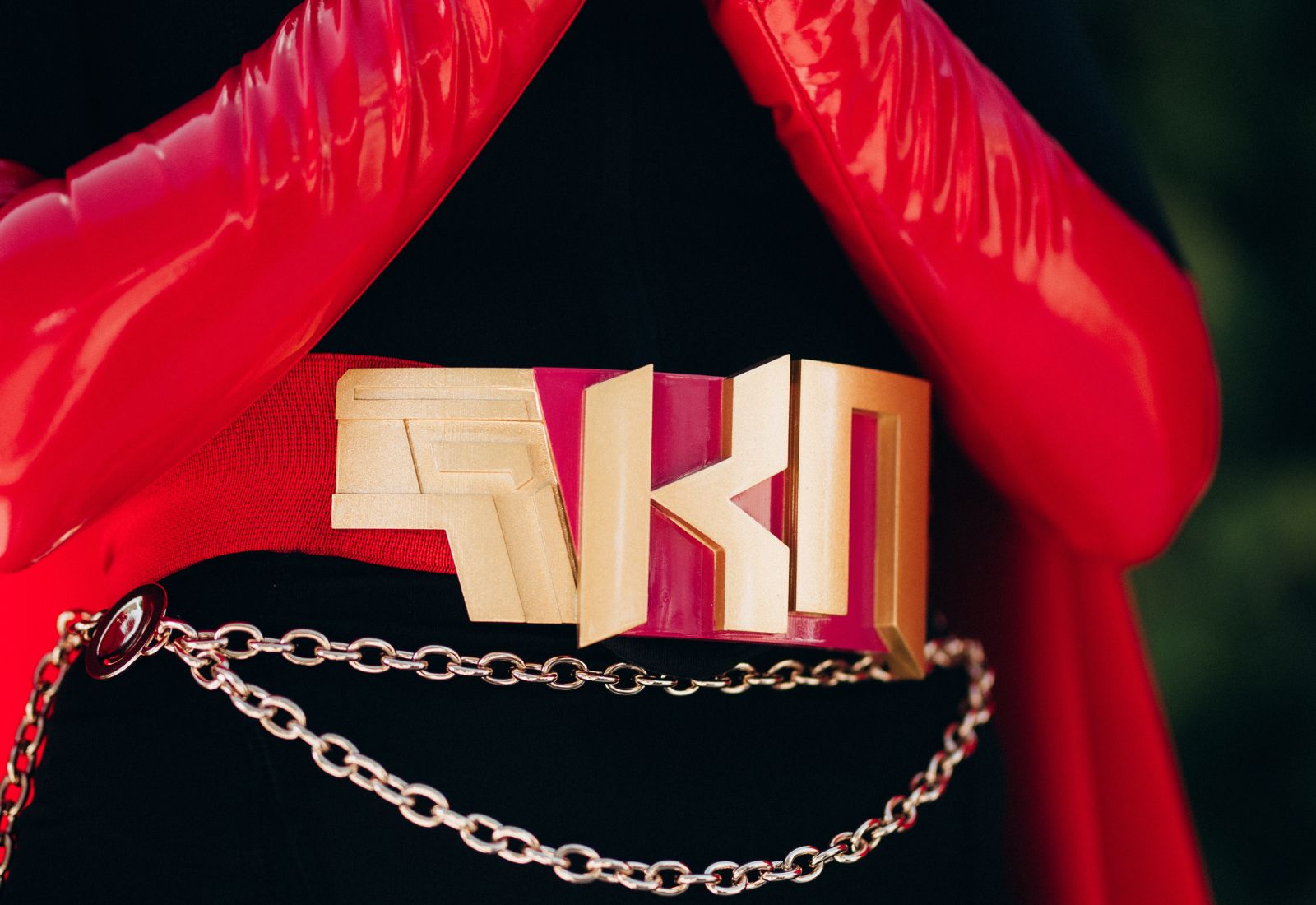 Klavdia Petrivna випустила дебютний повноформатний альбом «Їде дах»