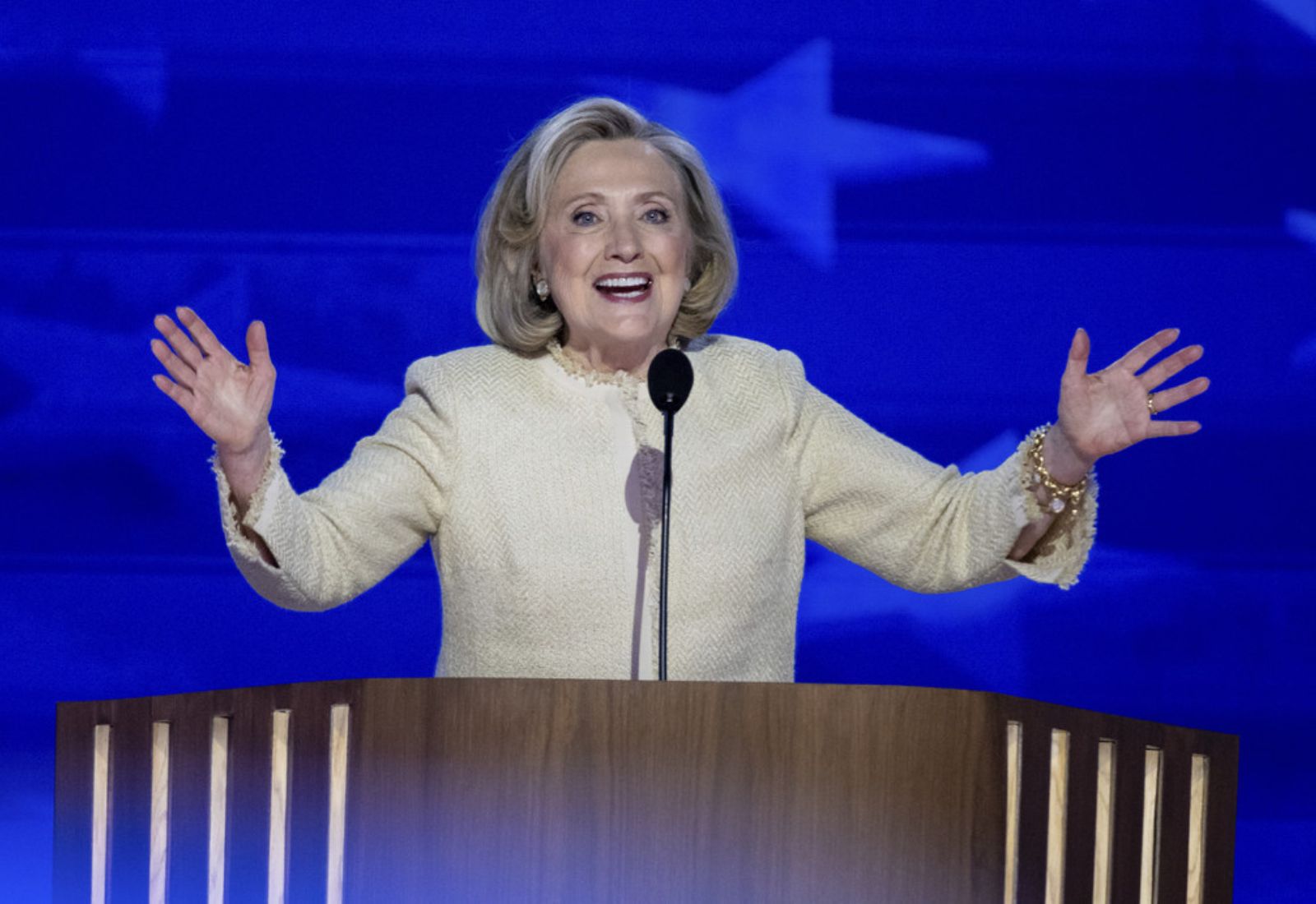 «Майбутнє настало». Ексдержсекретарка США Гілларі Клінтон виступила на підтримку Камали Гарріс на виборах президента