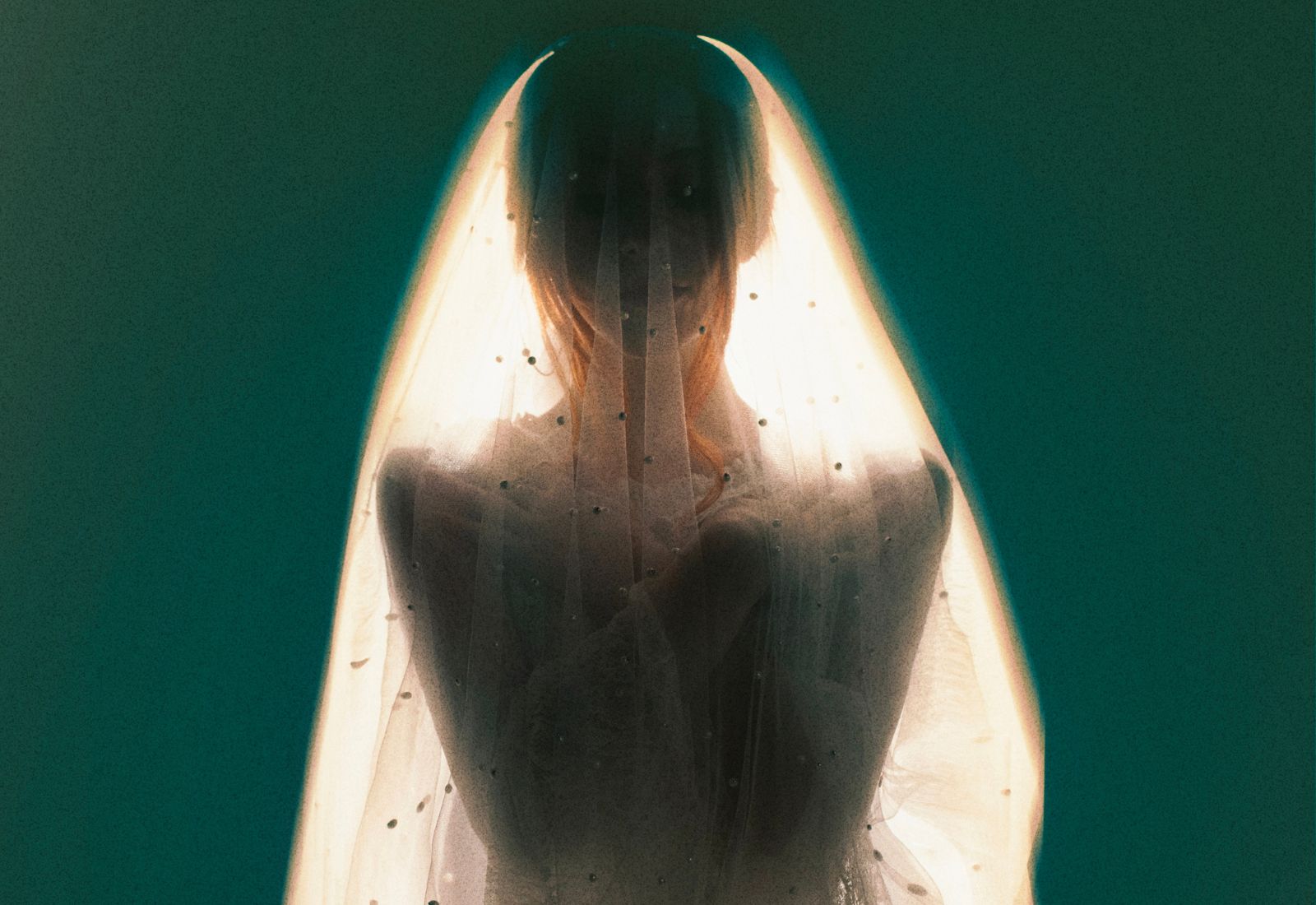 Гурт Vivienne Mort випустив новий концептуальний альбом «Фата»