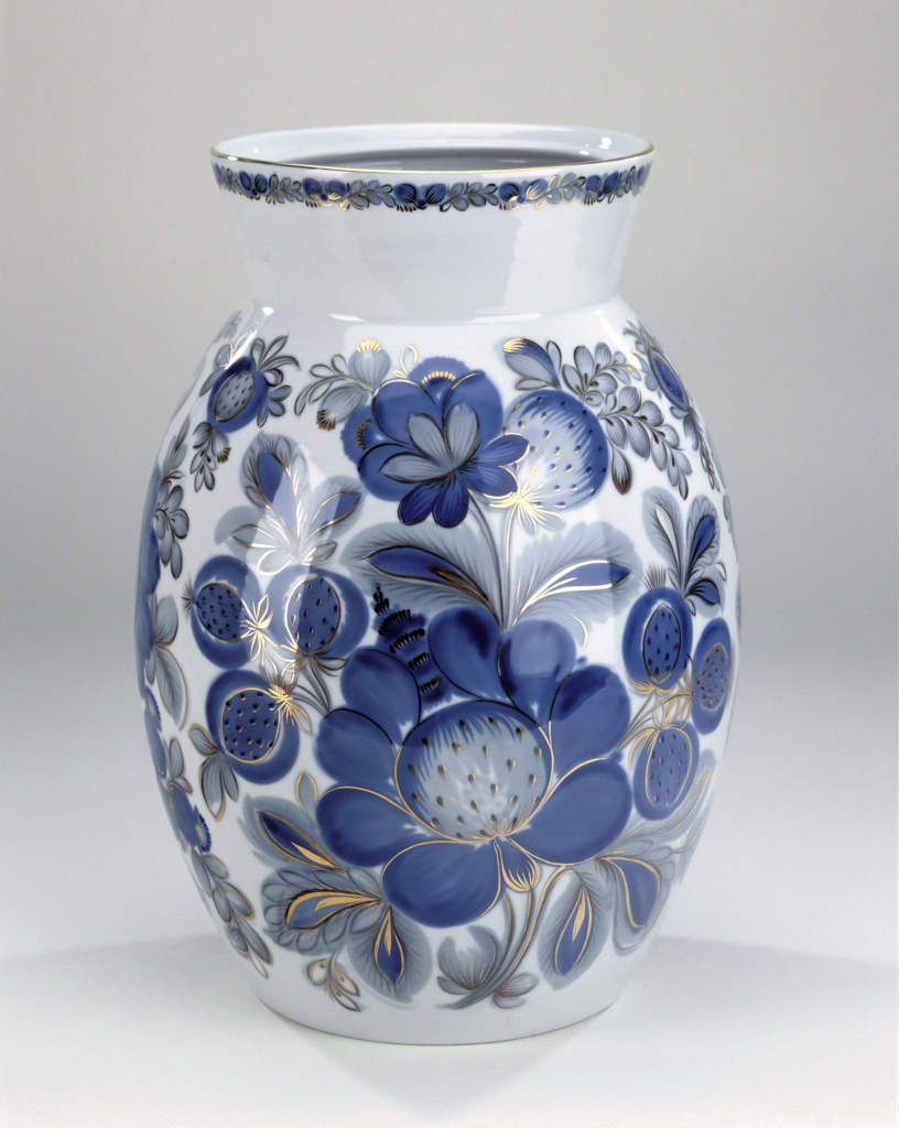 У Києві відбудеться масштабна виставка «Біла магія. Порцеляна»: понад 450 унікальних виробів