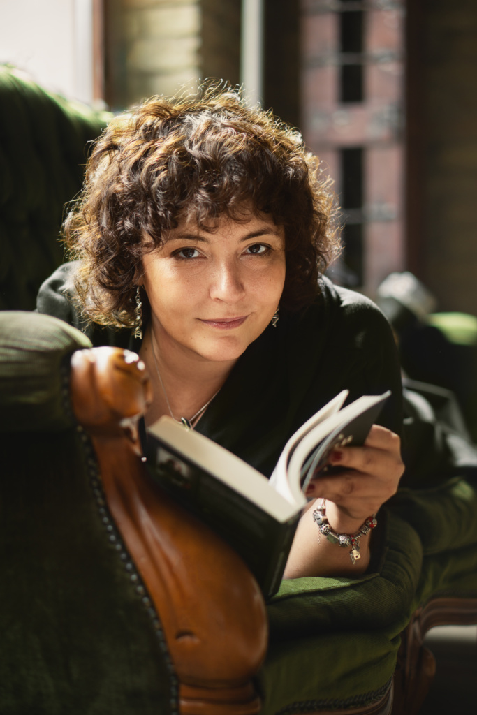 Від букблогерки до видавчині. Алла Комарова про видавництво «Уроборос»