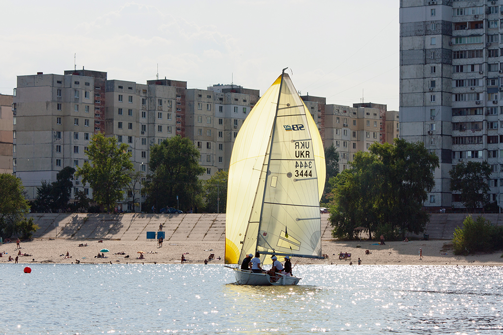 «Сила вітру»: Як вітрильництво допомагає жінкам повірити у свої сили та здобути новий фах 3 «Сила вітру»: Як вітрильництво допомагає жінкам повірити у свої сили та здобути новий фах