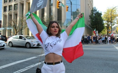 Новий президент Ірану пообіцяв, що поліція моралі не «турбуватиме» жінок за порушення правил носіння хіджаба