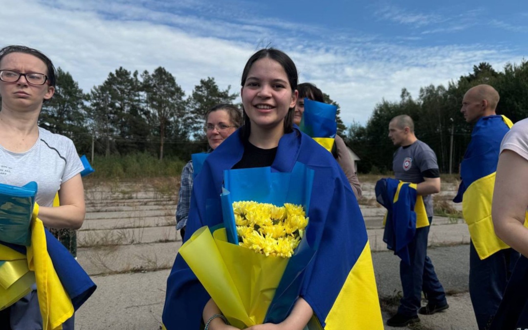 З російського полону повернули кримську татарку Леніє Умерову та захисниць «Азовсталі»