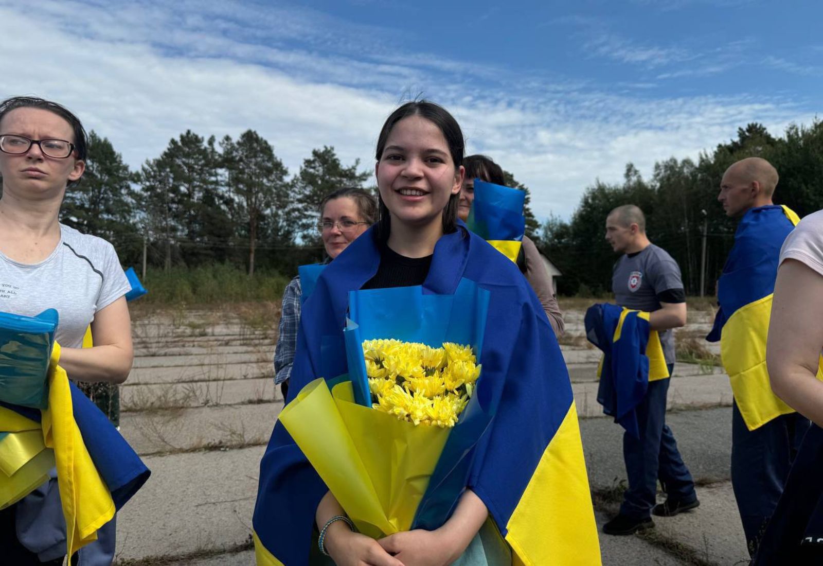 З російського полону повернули кримську татарку Леніє Умерову та захисниць «Азовсталі»