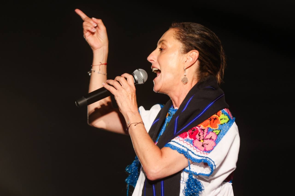 Перша президентка Мексики може стати загрозою для демократії. Розповідаємо чому