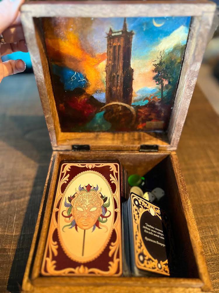 «ProЖити»: Як настільна гра, ретрити та лекції з історії допомагають жінкам відновитися в умовах війни