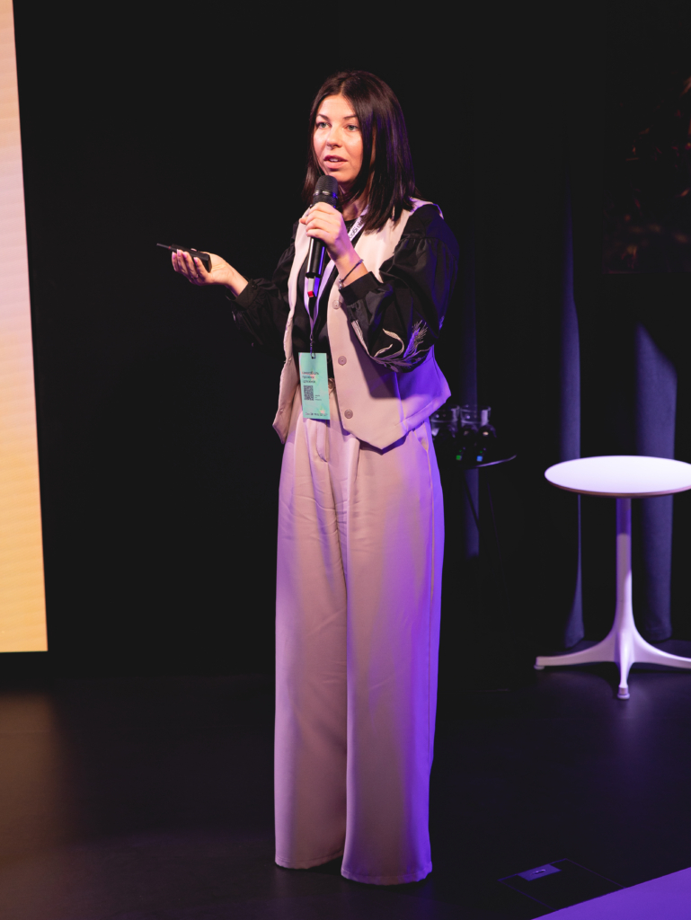 Дрони, роботи й плати: Як науковий гурток заохочує дівчат вивчати сучасні технології