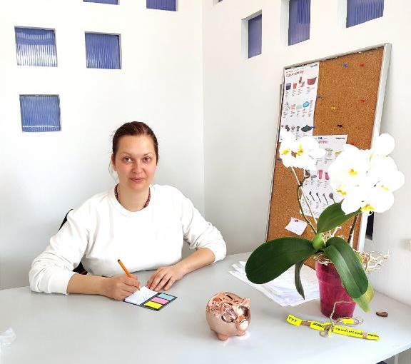 «Будувати життя з нуля та ставати видимими». Як тренінговий проєкт у Запоріжжі навчає жінок підприємництва