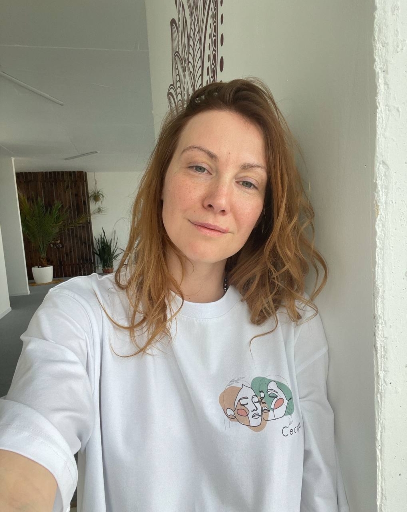 Підтримати тих, хто щодня допомагає іншим. Як спільнота «Сестри» сприяє відновленню волонтерок та працівниць благодійних фондів