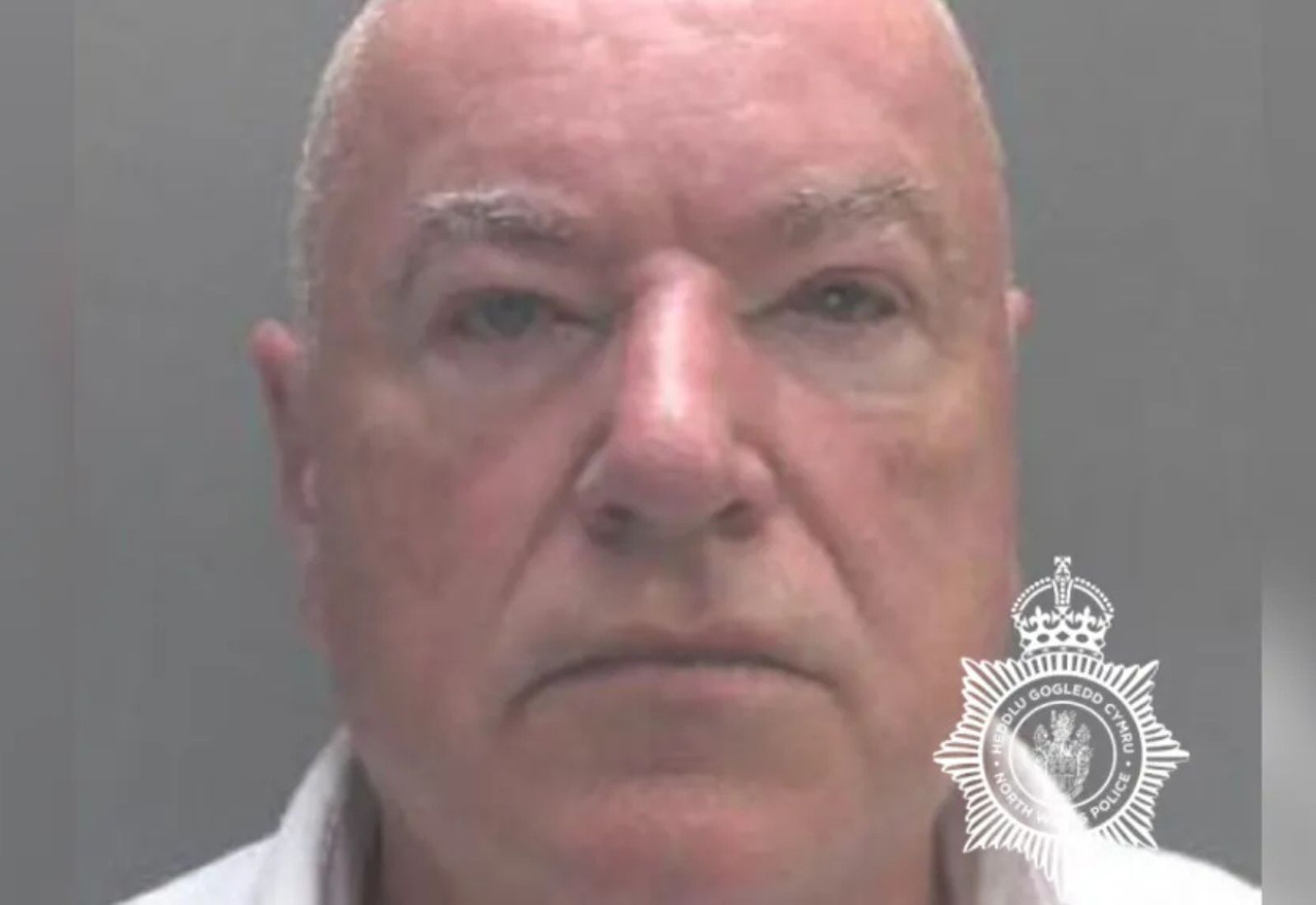 У Британії ексдиректора школи засудили до 17 років в’язниці за сексуальне насильство над учнями: злочини могли тривати десятиліттями