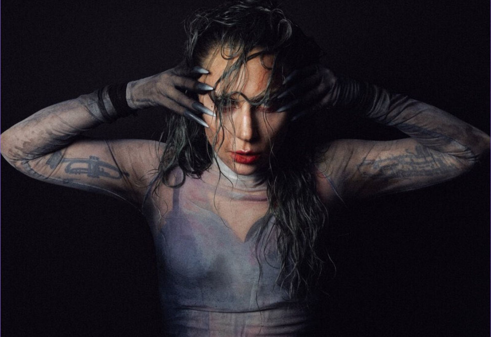 Леді Гага випустила кліп, який зняла всесвітньо відома українська режисерка Таня Муїньо