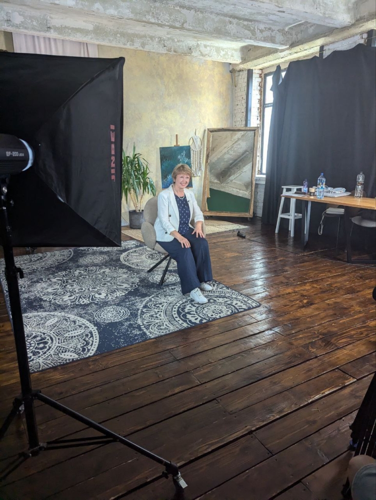 «Жіночі Студії». Як активістки роблять проєкт про жінок в українській історії 