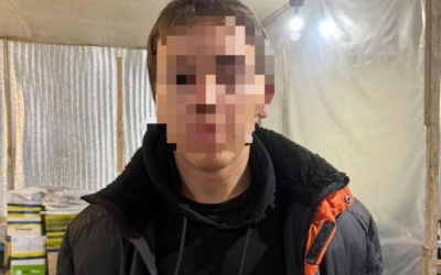 На Харківщині 17-річний хлопець вдарив дівчину по голові цеглою, зґвалтував і намагався спалити