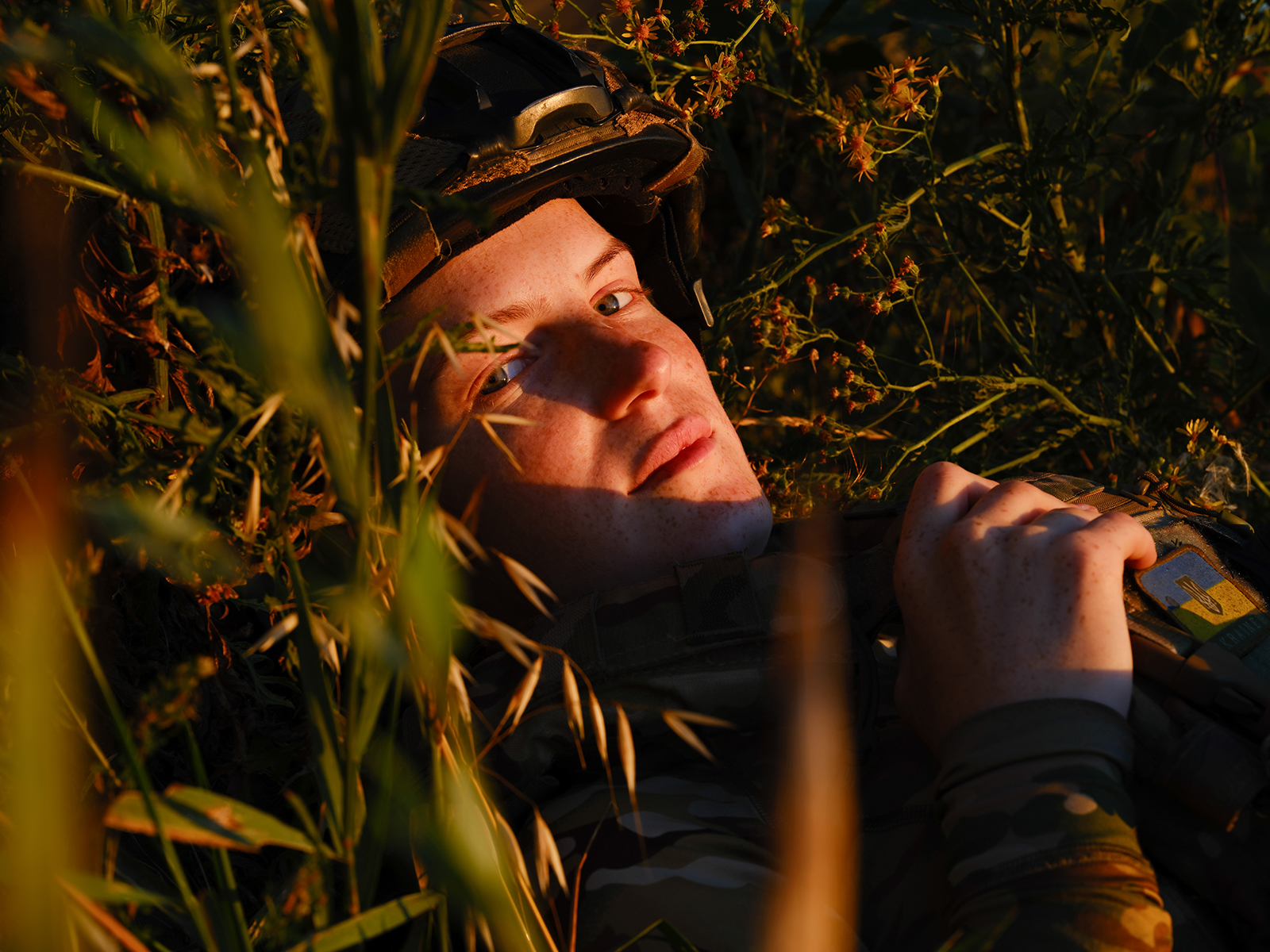 «На війні особистий простір стискається до меж спальника»: Марися М’яновська про фотопроєкт «Зона сейсмічної активності» 