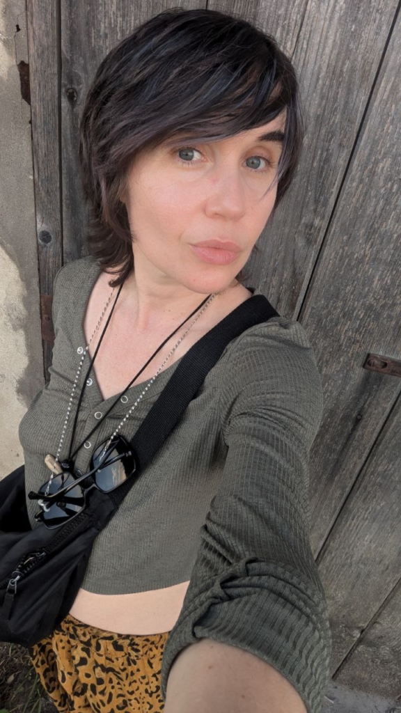 «Сподіваюсь, мене почують ті, хто наразі думає про самогубство». Жінки про досвід суїцидальних спроб та важливість допомоги