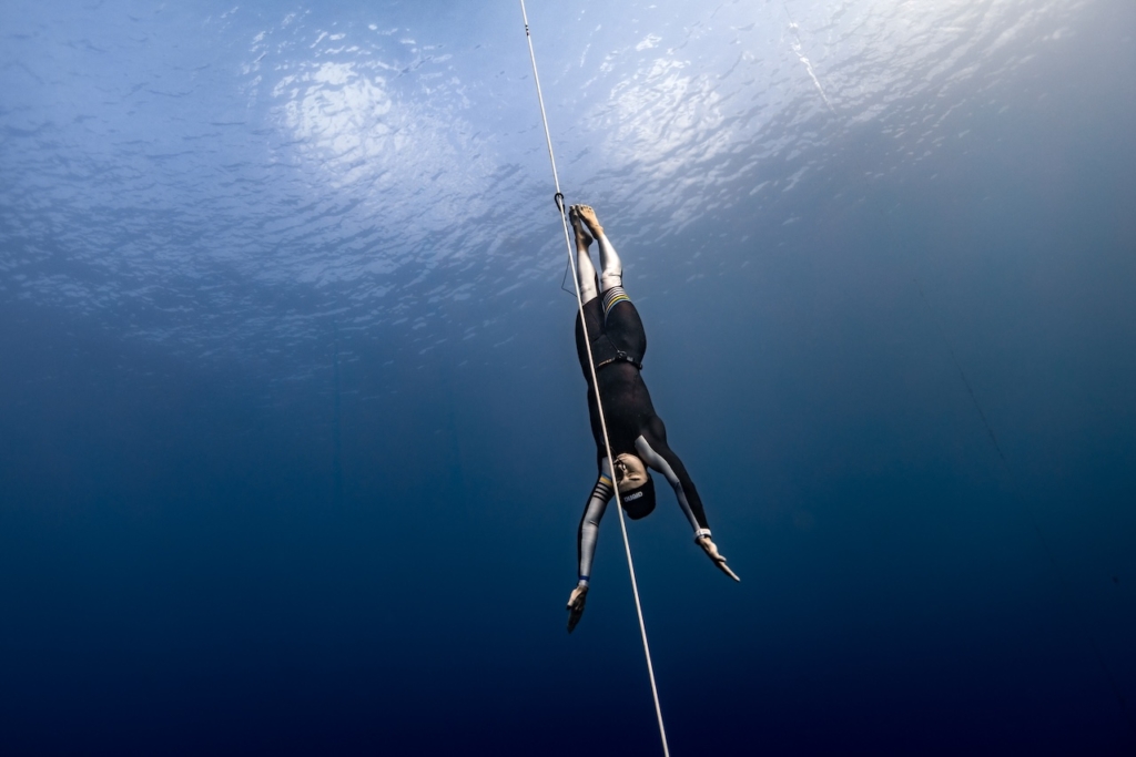 Українка Катерина Садурська стала першою жінкою у світі, яка занурилася на 82 метри