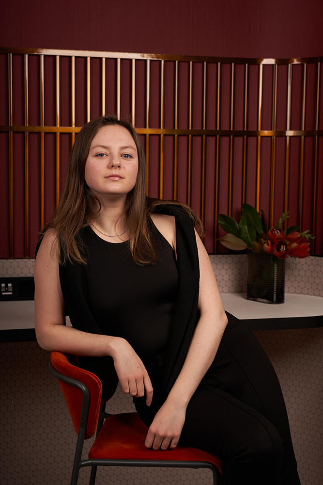 «Магія стається, коли консультуєш серцем, маючи спеціальні навички»: 15 запитань до психотерапевток