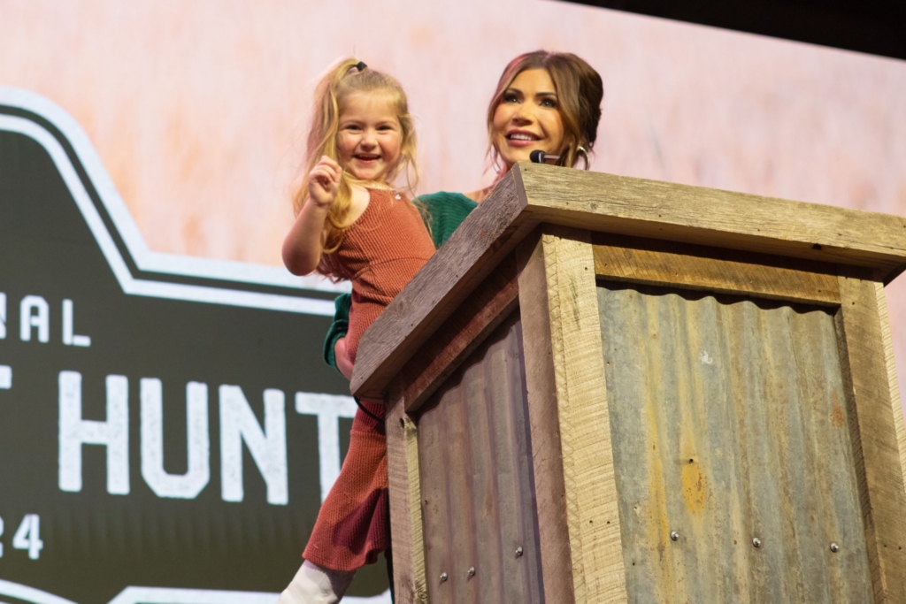 Трамп ненавидить жінок, але призначає їх на топпосади. Розповідаємо про сім політикинь нового уряду та адміністрації США