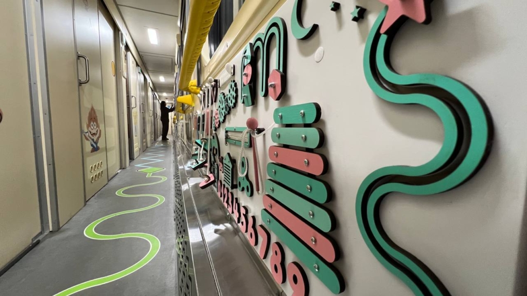 Укрзалізниця вперше запускає дитячий вагон за кордон