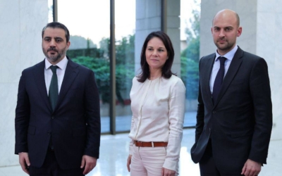 «Заблюрені» жінки на фото із зустрічі з новим лідером Сирії: що не так з поширеними світлинами