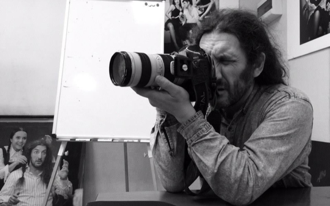 Відомого фотографа Олександра Ктиторчука засудили до майже 13 років в’язниці за зґвалтування та розбещення неповнолітніх дівчат
