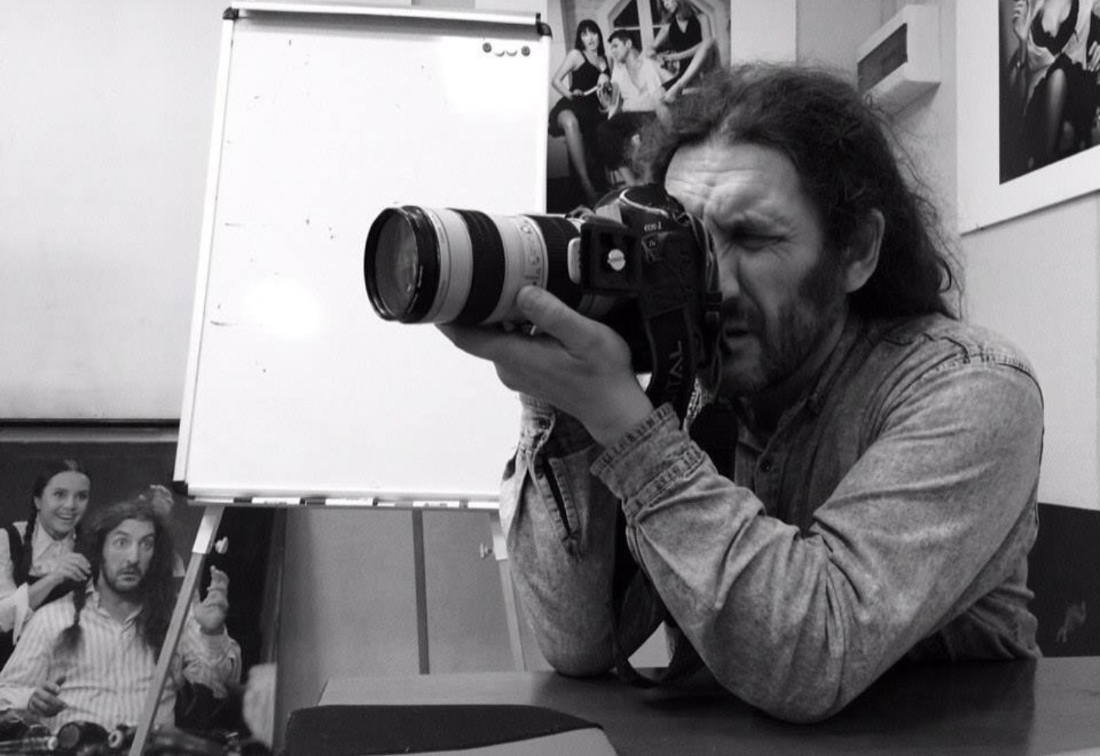 Відомого фотографа Олександра Ктиторчука засудили до майже 13 років в’язниці за зґвалтування та розбещення неповнолітніх дівчат