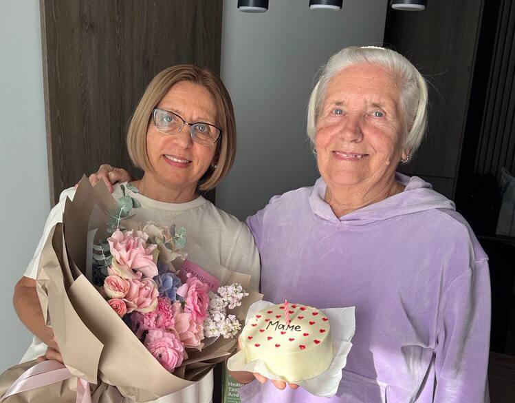 Шлях емпатії та розуміння. Як волонтерки благодійного фонду «Незабутні» допомагають людям із деменцією та підтримують їхні родини